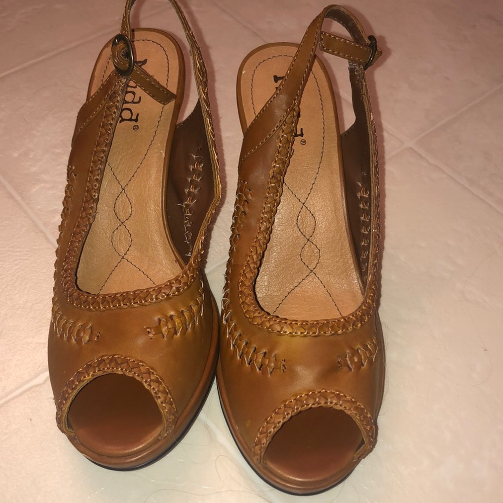 Mudd heels - Picture 2 of 8